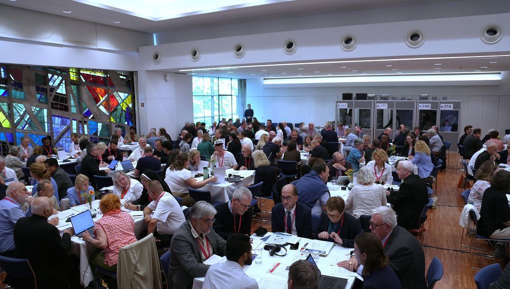 Internationales Symposium 'Shaping Synodality in Europa - von der Vision zur Roadmap' in Puchberg bei Wels