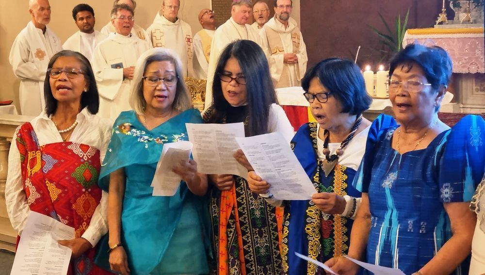 Philippinischer Chor bei Jubiläum '60 Jahre allewelt' in Linz