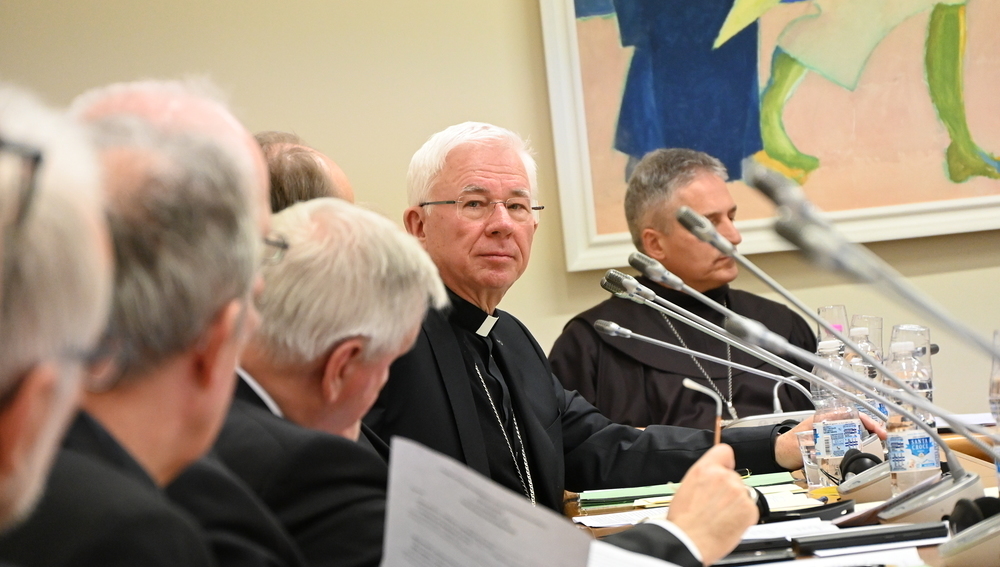 Ad-limina-Besuch der Ö. Bischofskonferenz - Erzbischof Franz Lackner beim Gespräch der Bischöfe im Dikasterium für den Gottesdienst und die Sakramentenordnung