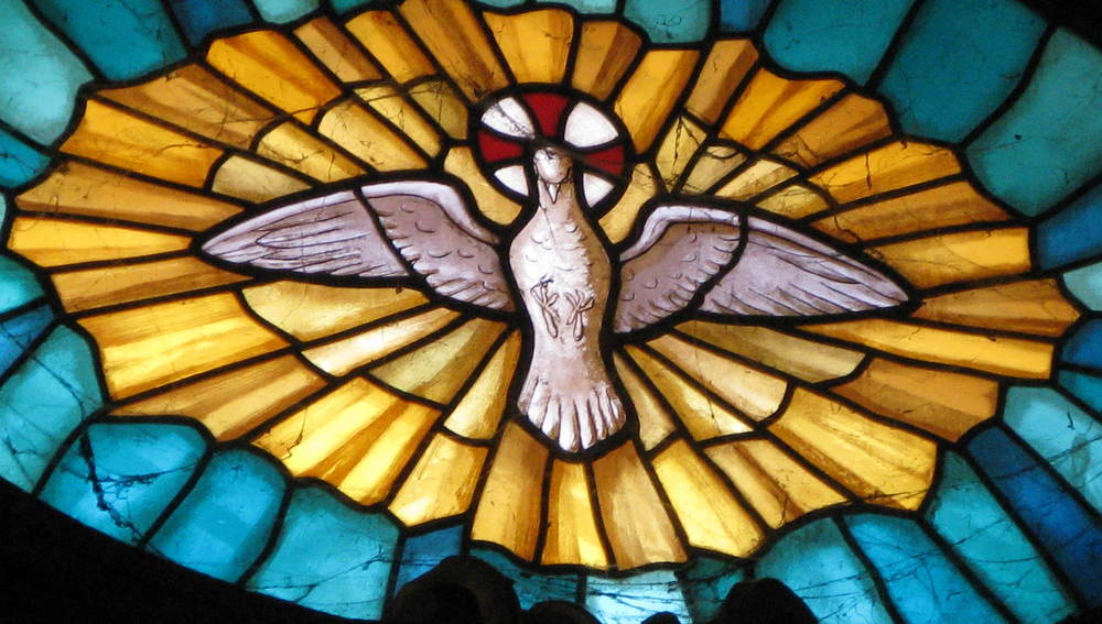 Glasfenster in der Basilika Santa Maria in Aracoeli, Rom