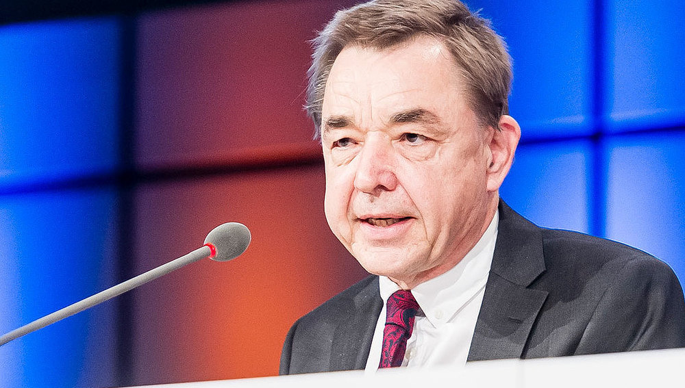 Vizepräsident des Zentralkomitees der deutschen Katholiken bei einer Synodalversammlung des deutschen Synodalen Weges
