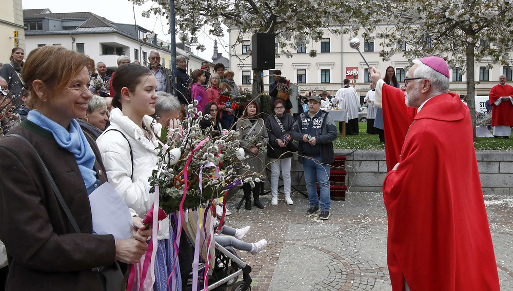Palmsonntagsliturgie am 13. April 2025 in Klagenfurt mit Bischof Josef Marketz