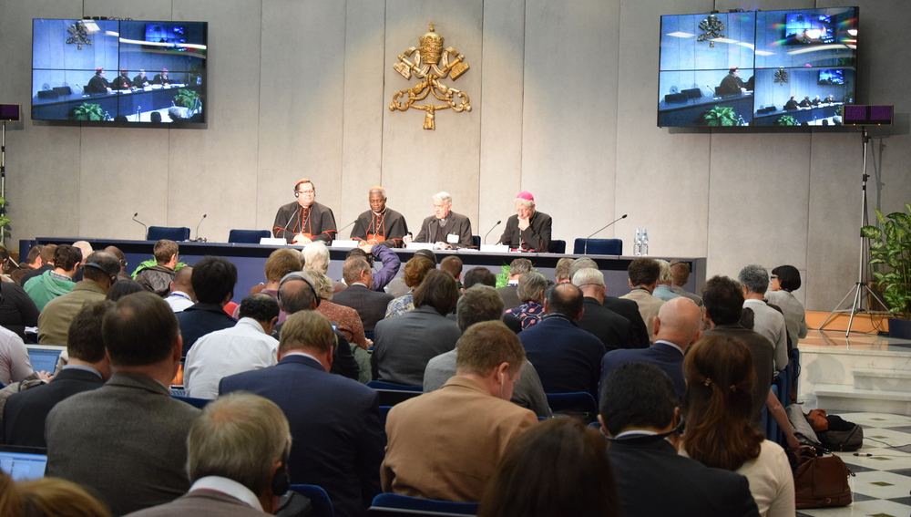 Pressekonferenz im Vatikan bei der Familiensynode 2015