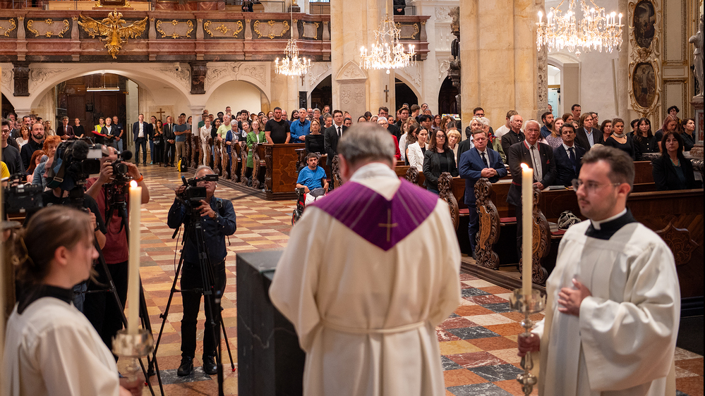 Trauergottesdienst im Grazer Dom nach Amoklauf in Schule