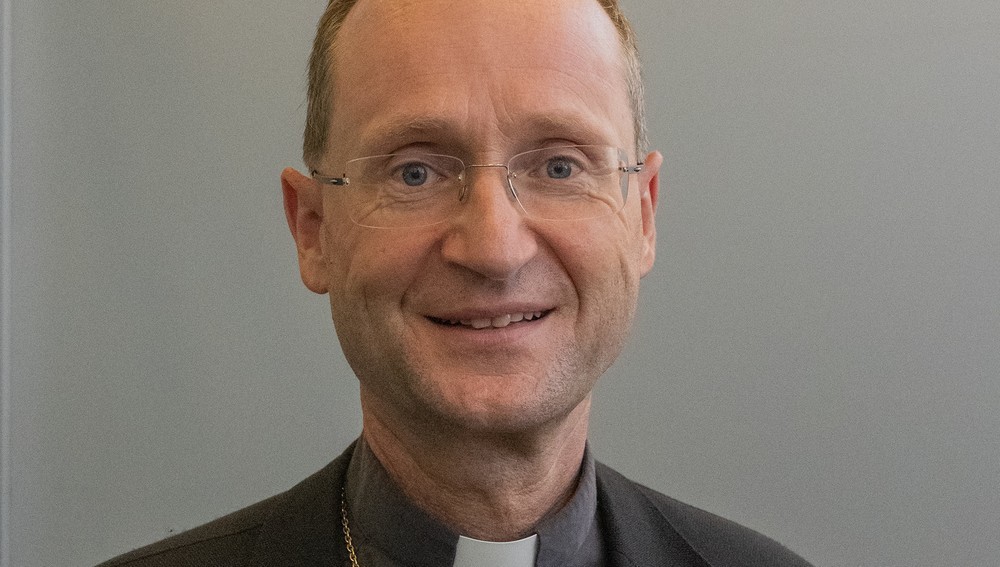 Weihbischof Stephan Turnovszky, Bischofsvikar für das Vikariat Nord und Jugendbischof, feierte Gottesdienst beim Kaleidio 2022/Katholische Jungschar Österreichs, Steyr, Oberösterreich, 13. Juli 2022