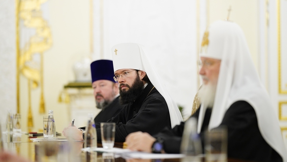 Metropolit Antonij (Sevrjuk) und Patriarch Kyrill (r.)