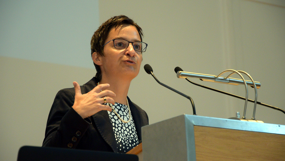 Assistenzprofessorin am Institut für Soziologie der Universität Innsbruck und Projektleiterin des mit dem FWF START -Preis und dem ERC Starting Grant ausgezeichneten Projekts Postsecular Conflicts: Moral conservatism, Russian Orthodoxy and transnatio