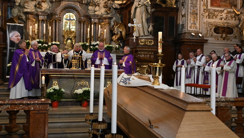 Abschied von Pater Benno Mikocki