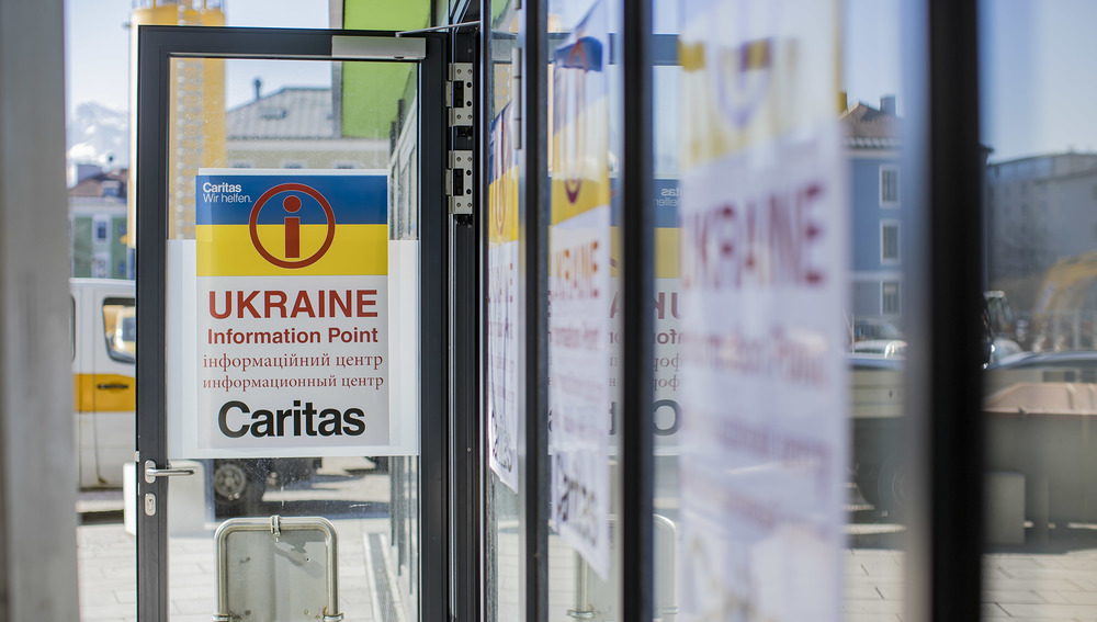 Caritas Salzburg Information Point am Bahnhof, Ukraine-Hilfe, Salzburg, 11. März 2022