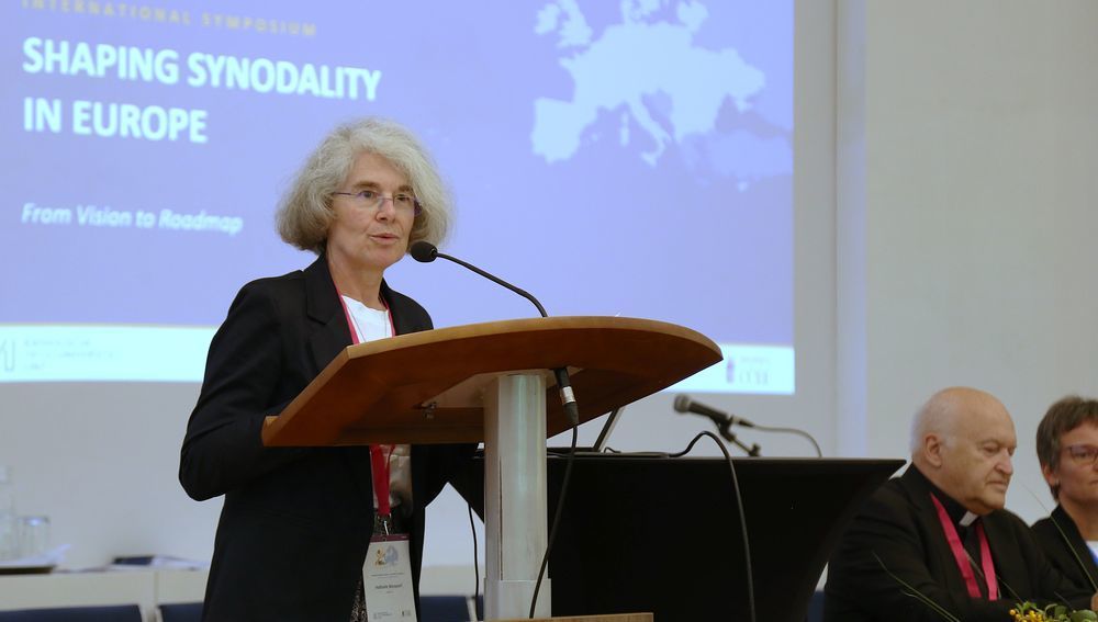 Sr. Nathalie Becquart beim Internationalen Symposium 'Shaping Synodality in Europa - von der Vision zur Roadmap' am 14. September 2026 in Puchberg bei Wels