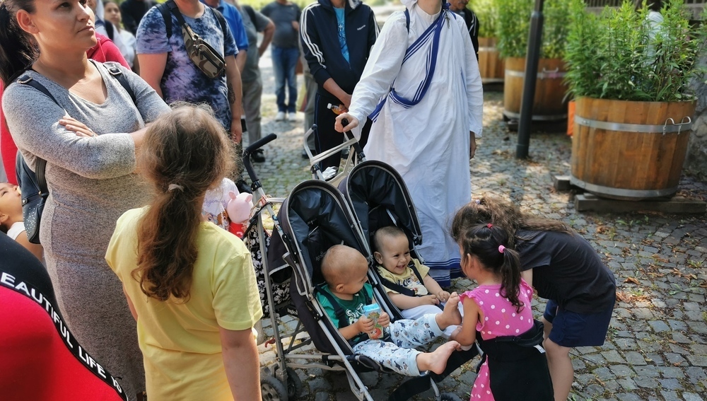 Landeswallfahrt der Roma am 9. Juli nach Matraverebely-Szentkut, dem bedeutendsten Marienwallfahrtsort in Ungarn. 