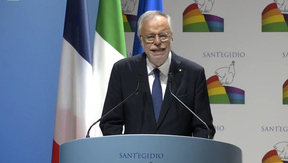 Andrea Riccardi spricht beim Sant'Egidio-Friedenstreffen
