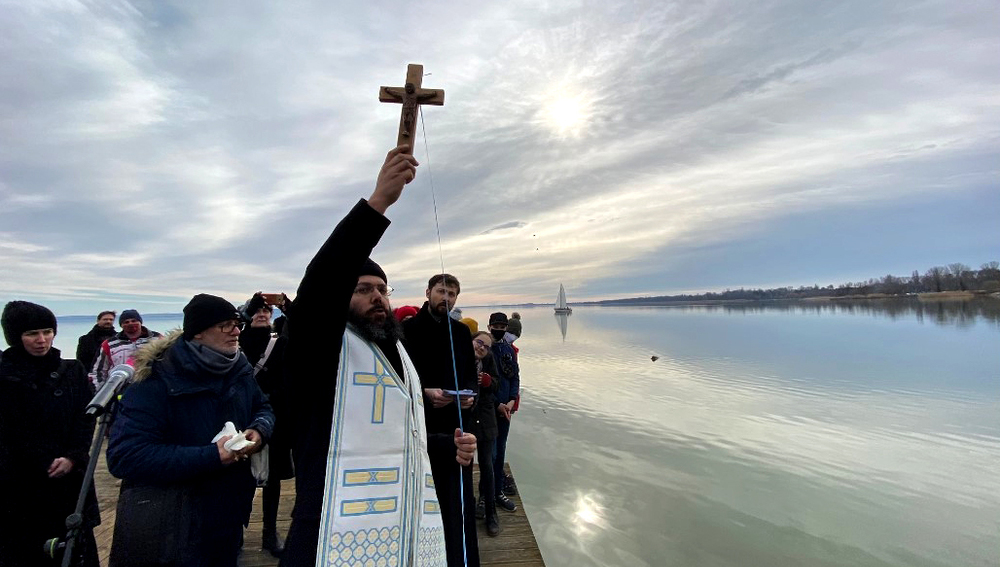 Orthodoxe Wasserweihe Ungarn Plattensee Metropolit Arsenios Kardamakis