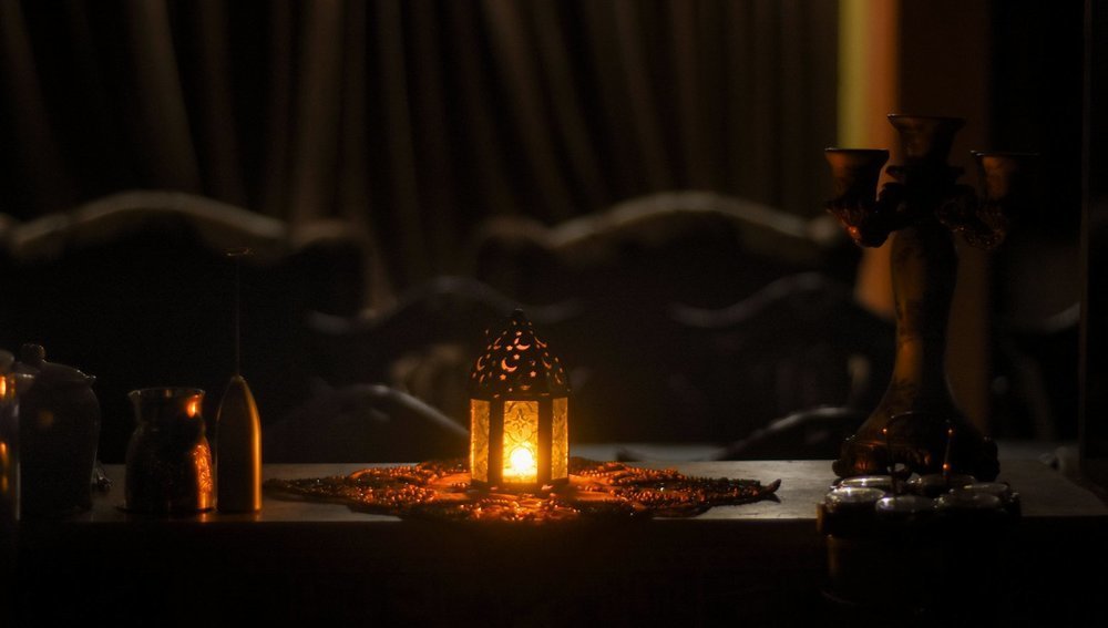 Laterne mit Ramadan-Motiv