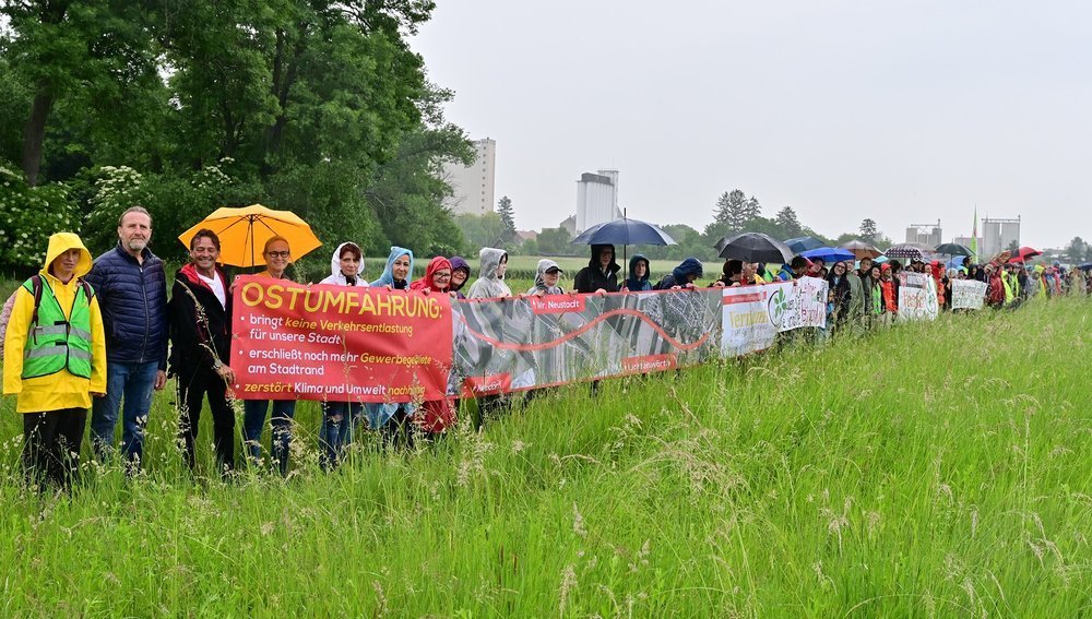 Protest gegen Ostumfahrung Wr. Neustadt